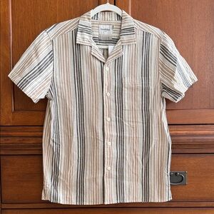 NEW Men’s Casual Cotton Striped Button Down Shirt - Size Small